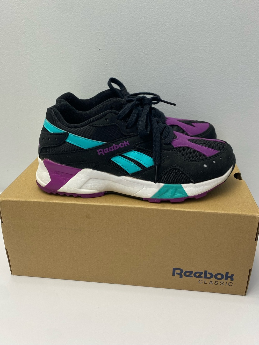 Reebok Aztrek Black Purple Teal Retro Classic Mens 5.5